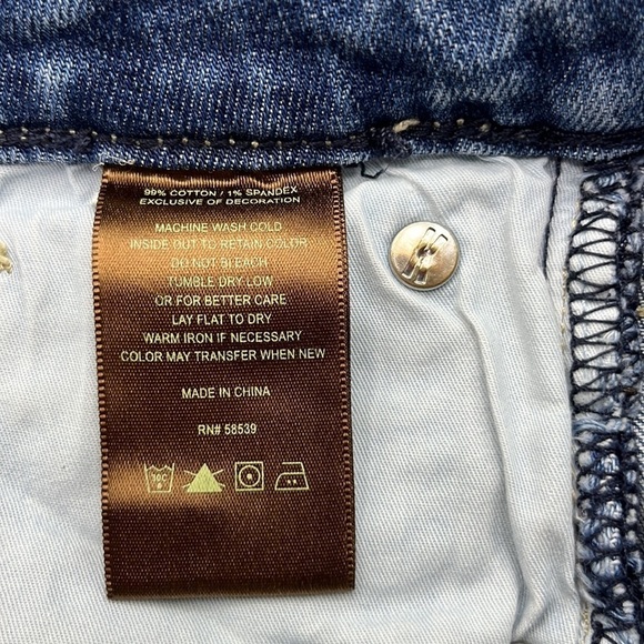 Kut From The Kloth Catherine Boyfriend Short Size 6 - Picture 10 of 16